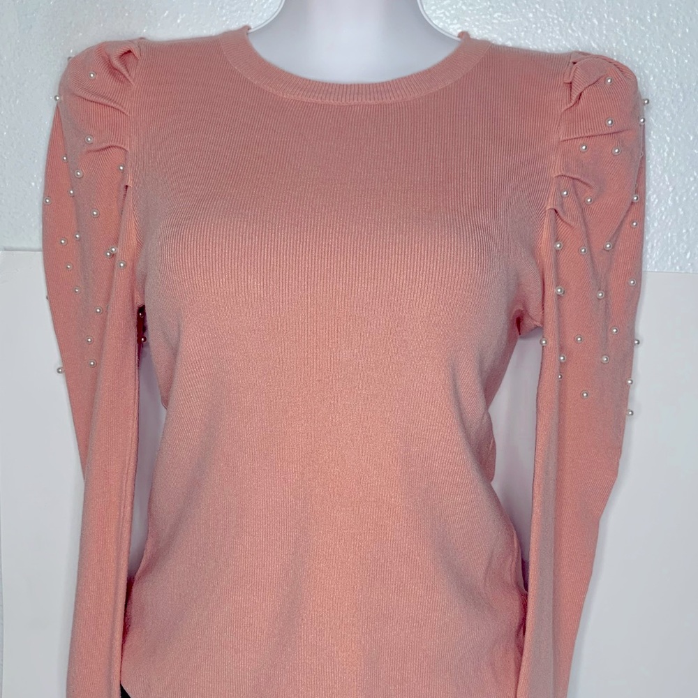 NEW BEAUTIFUL SWEATER PINK WITH PEARLS